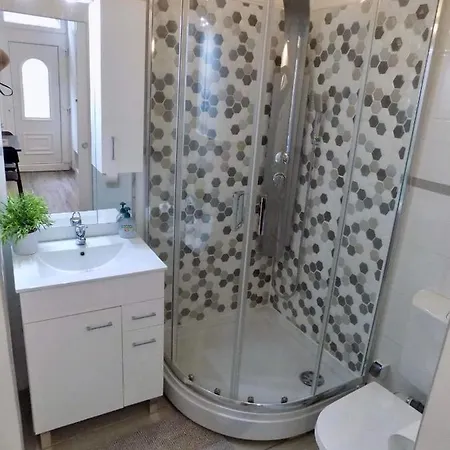 Apartment Leo22