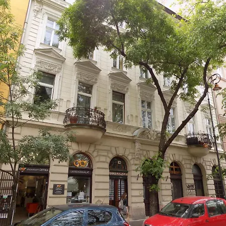 Apartament Leo22 *